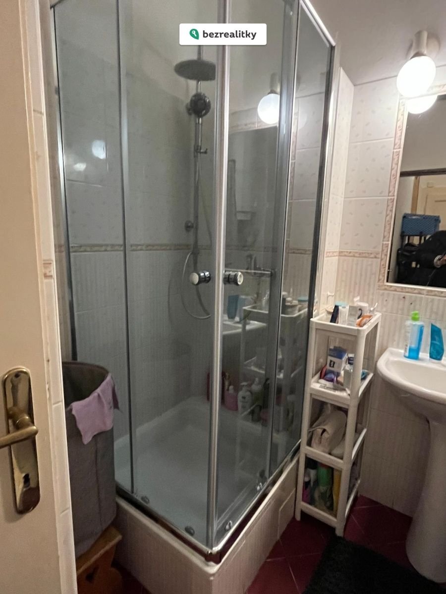 1763456344-kzvdazykkb-sprchov-c3-bd-kout