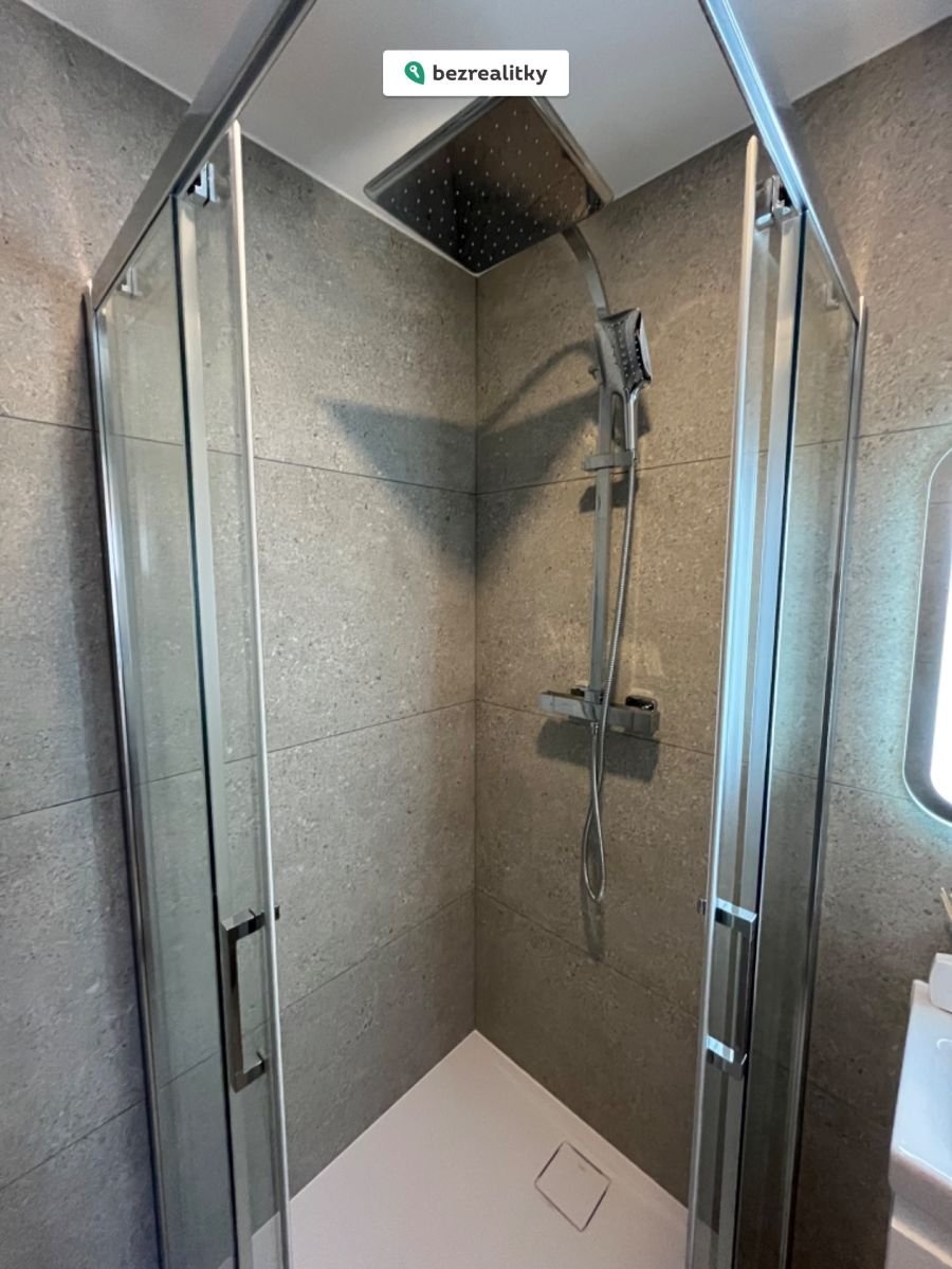 1773436433-qeldevgqiu-img-5321