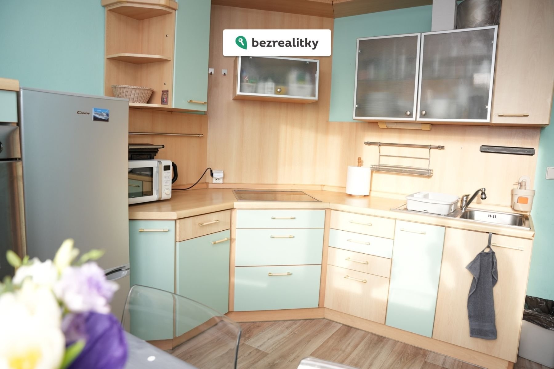 1774028988-ebxjxzyhad-tv803573