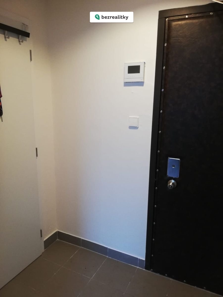 1763392372-bygcxtzqtx-d392ca1c-2920-4eeb-a437-d8e5