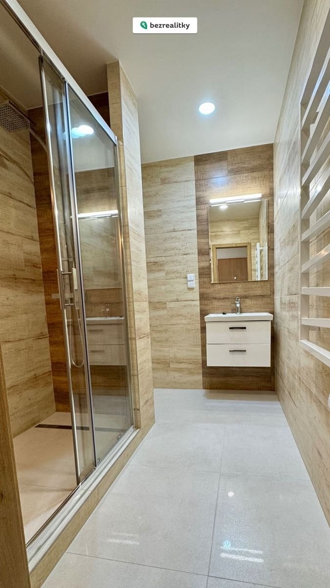 1774087274-mmajcwqlrw-img-9849