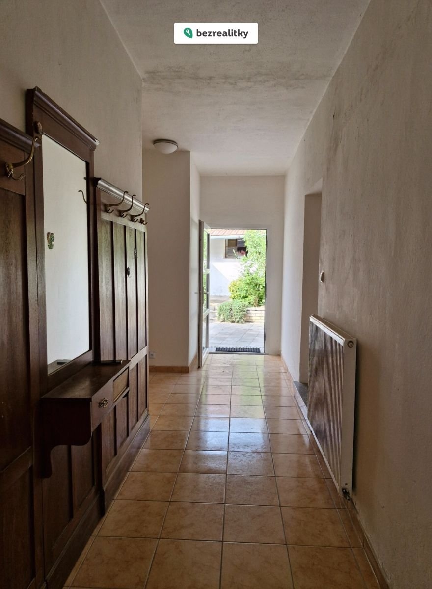 Prodej rodinného domu 321 m² – pohled 3