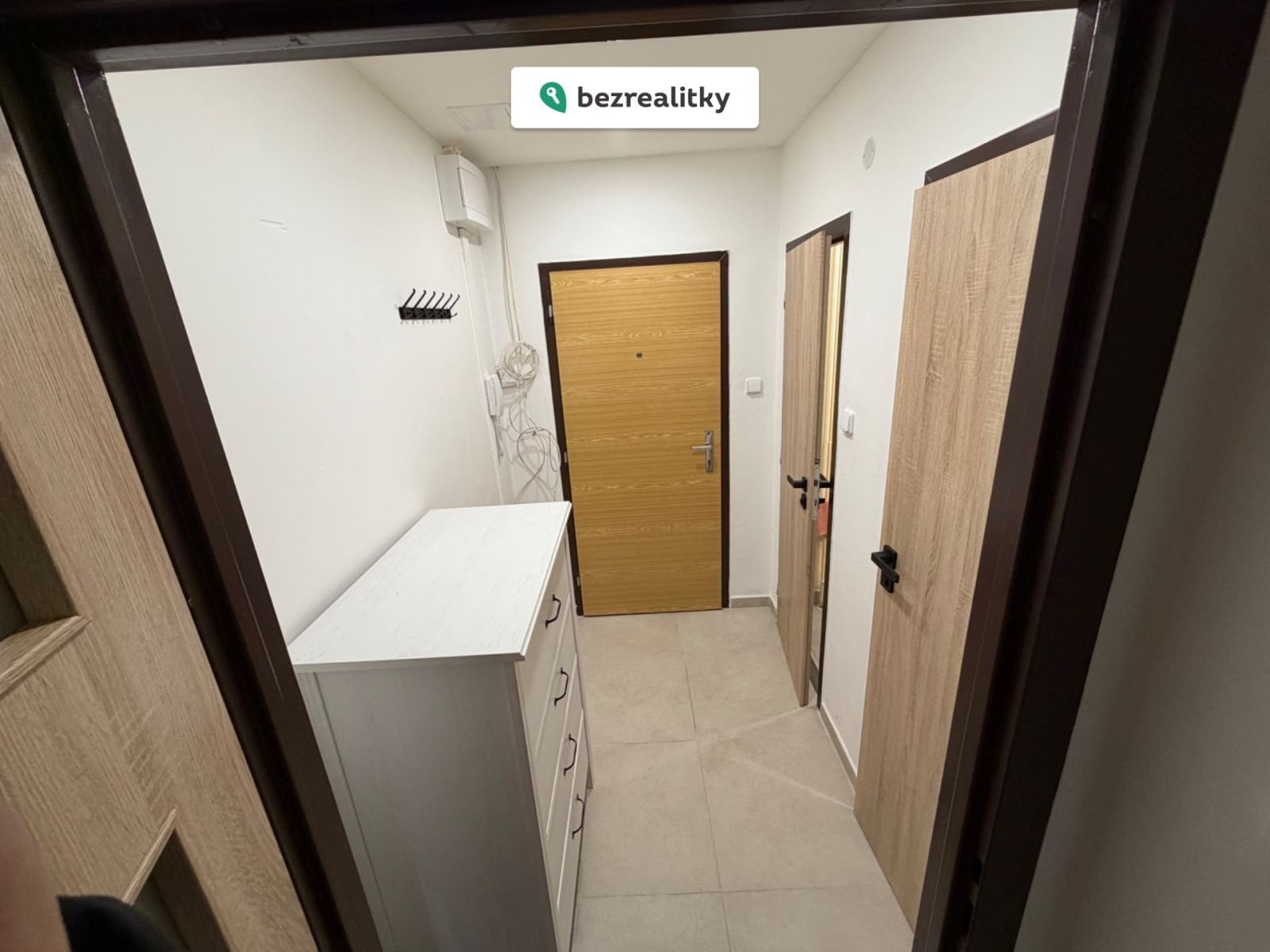 1775936490-ebkylnvrbz-tempimageej4azo