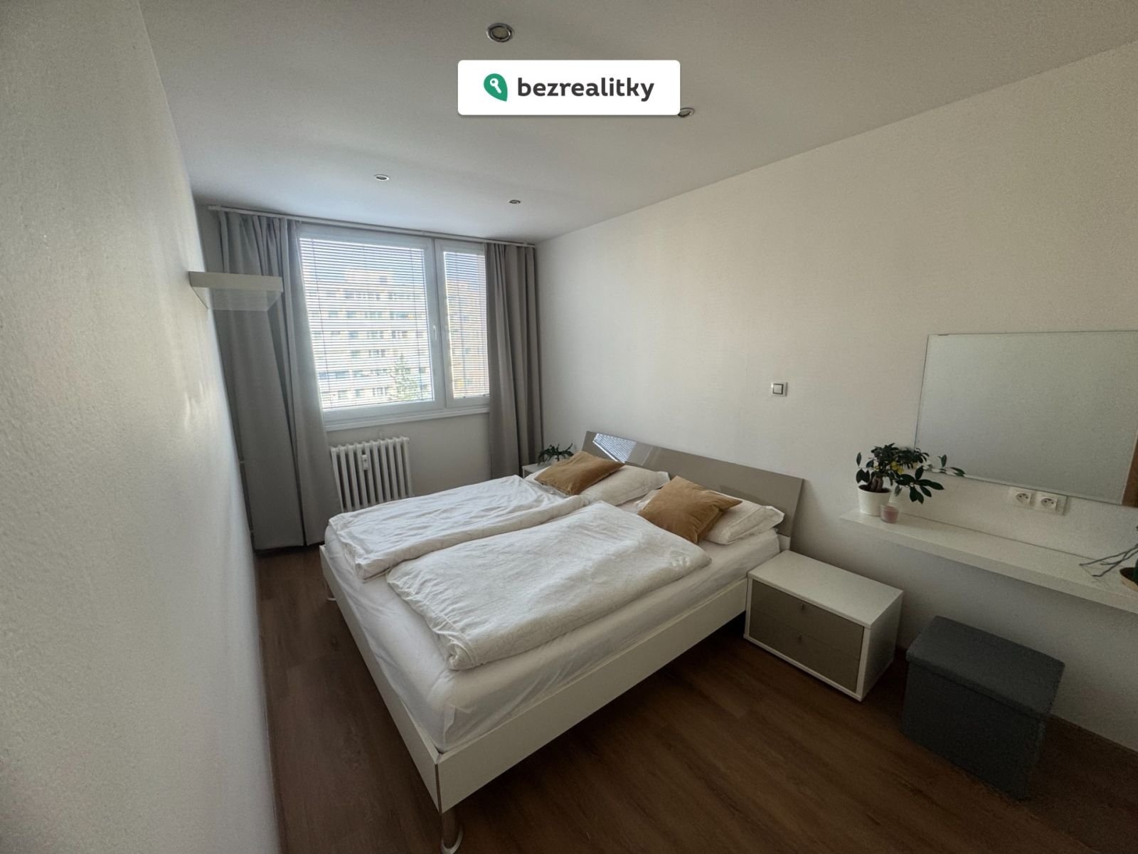 1763049659-qvpqojoarv-img-2181