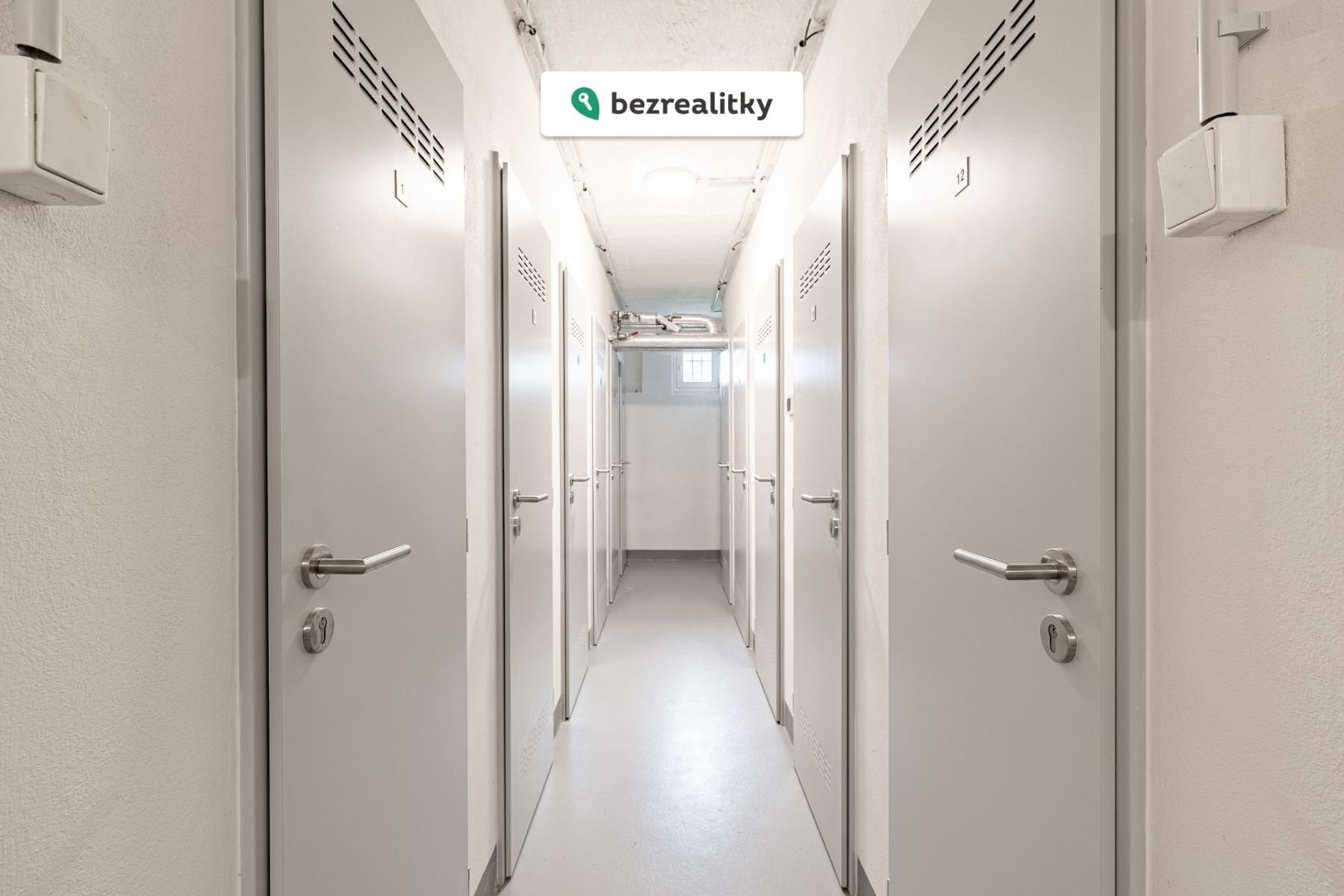 1763038859-hrfmpluenv-sklepy