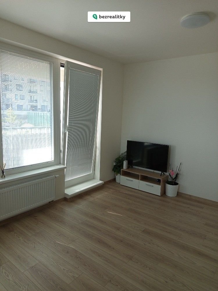 1760276265-knsxplmarf-img-20250920-144100