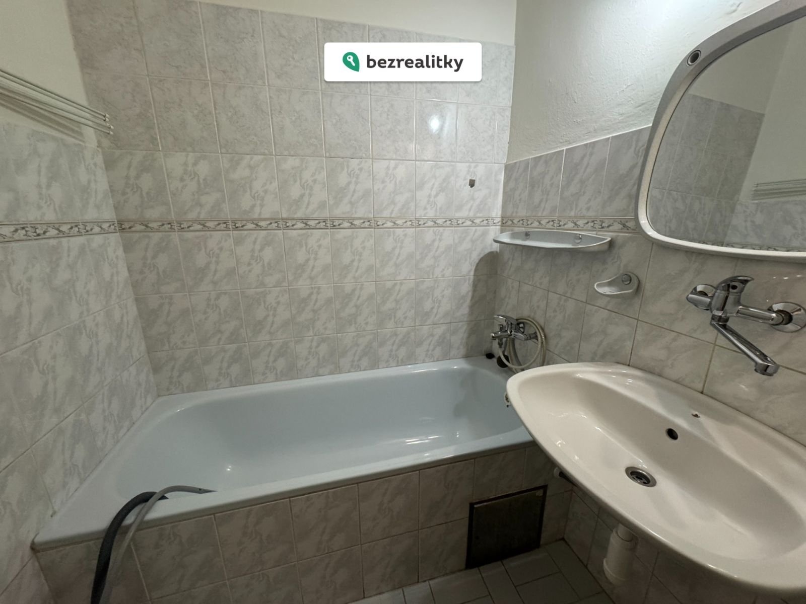1764783438-gvaxgxlyrh-koupelna-5