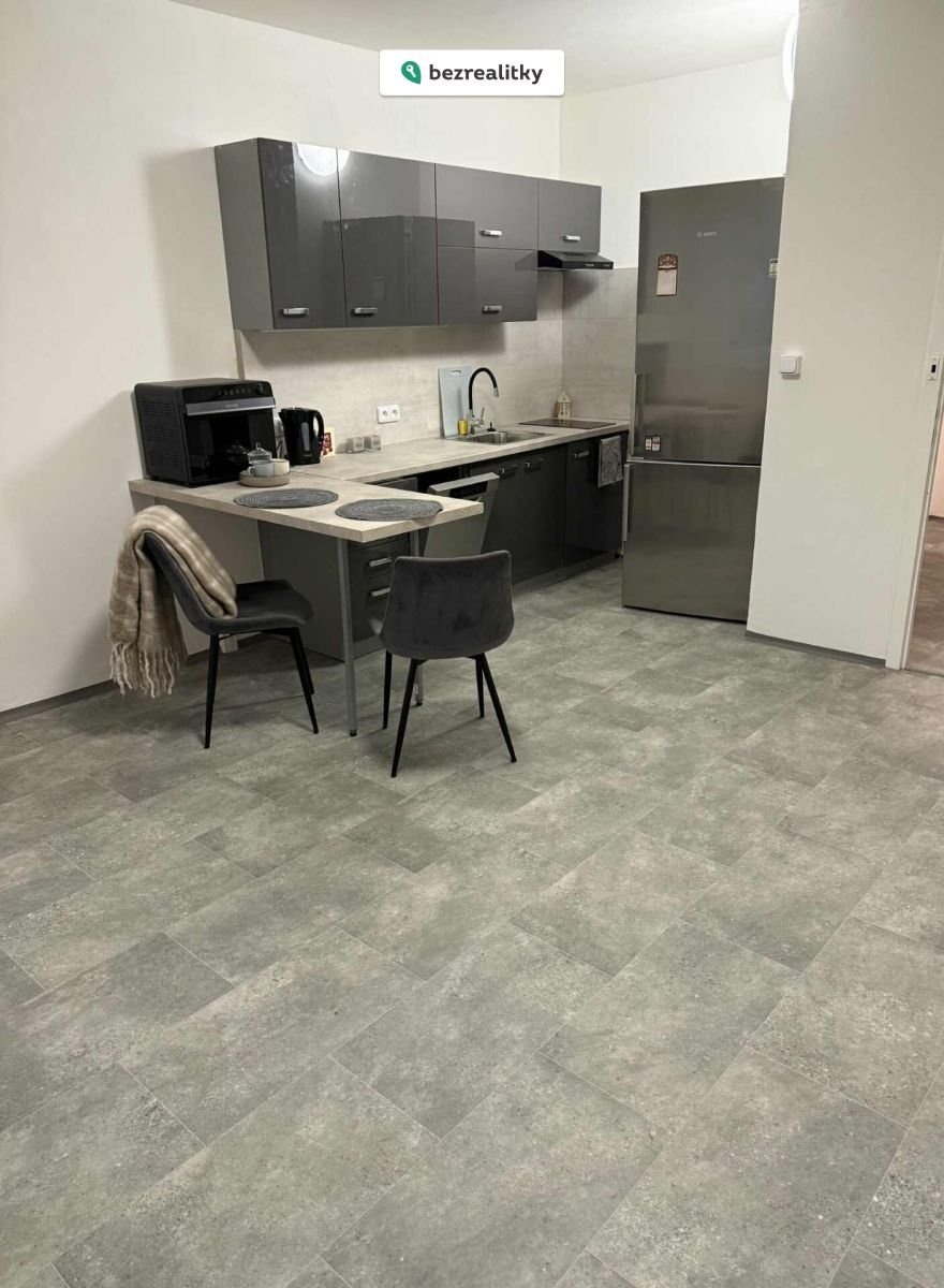 1769446942-uqflaqnhwi-b5f3eb5b-95c7-428a-bde3-b348