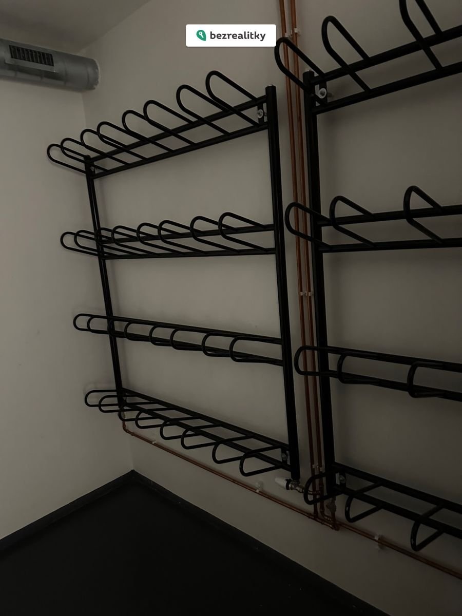 1767641130-lzpjktbnpl-img-8689