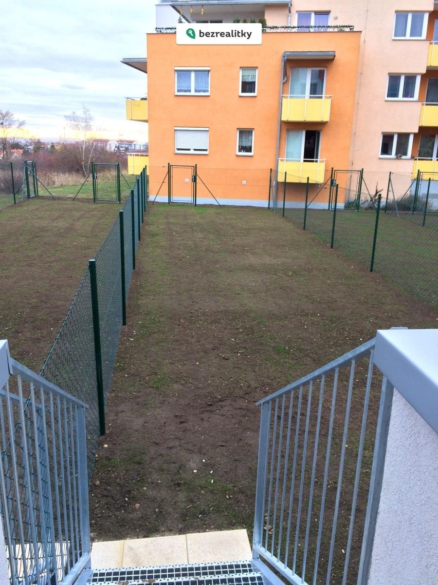 1758473264-feuxlzowaq-1