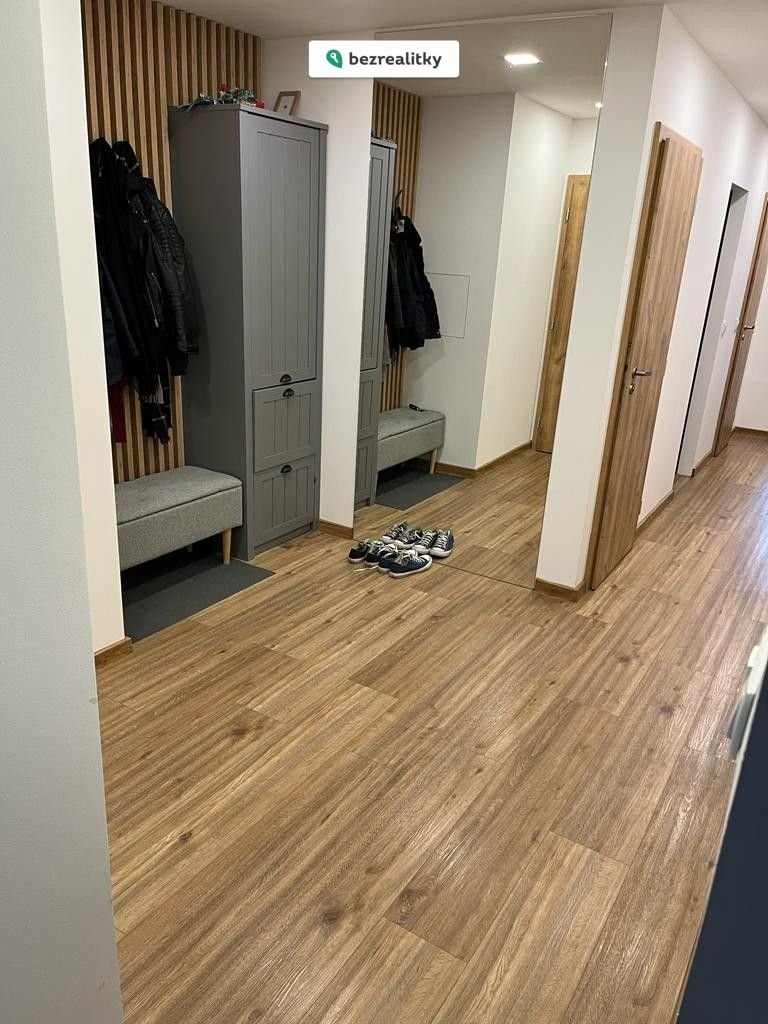 1767822140-qfidsrozbl-byt-5-281-29