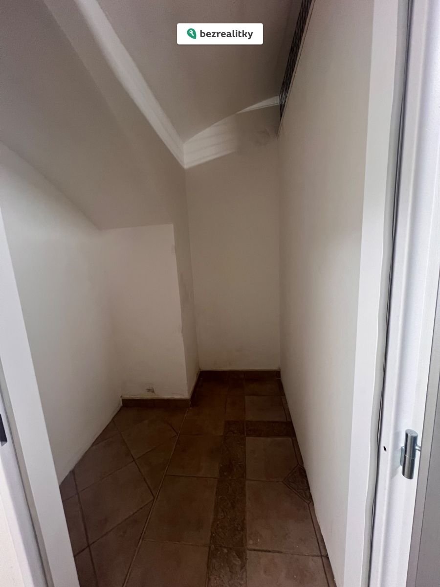 1772550170-zfeexzbntu-img-2228