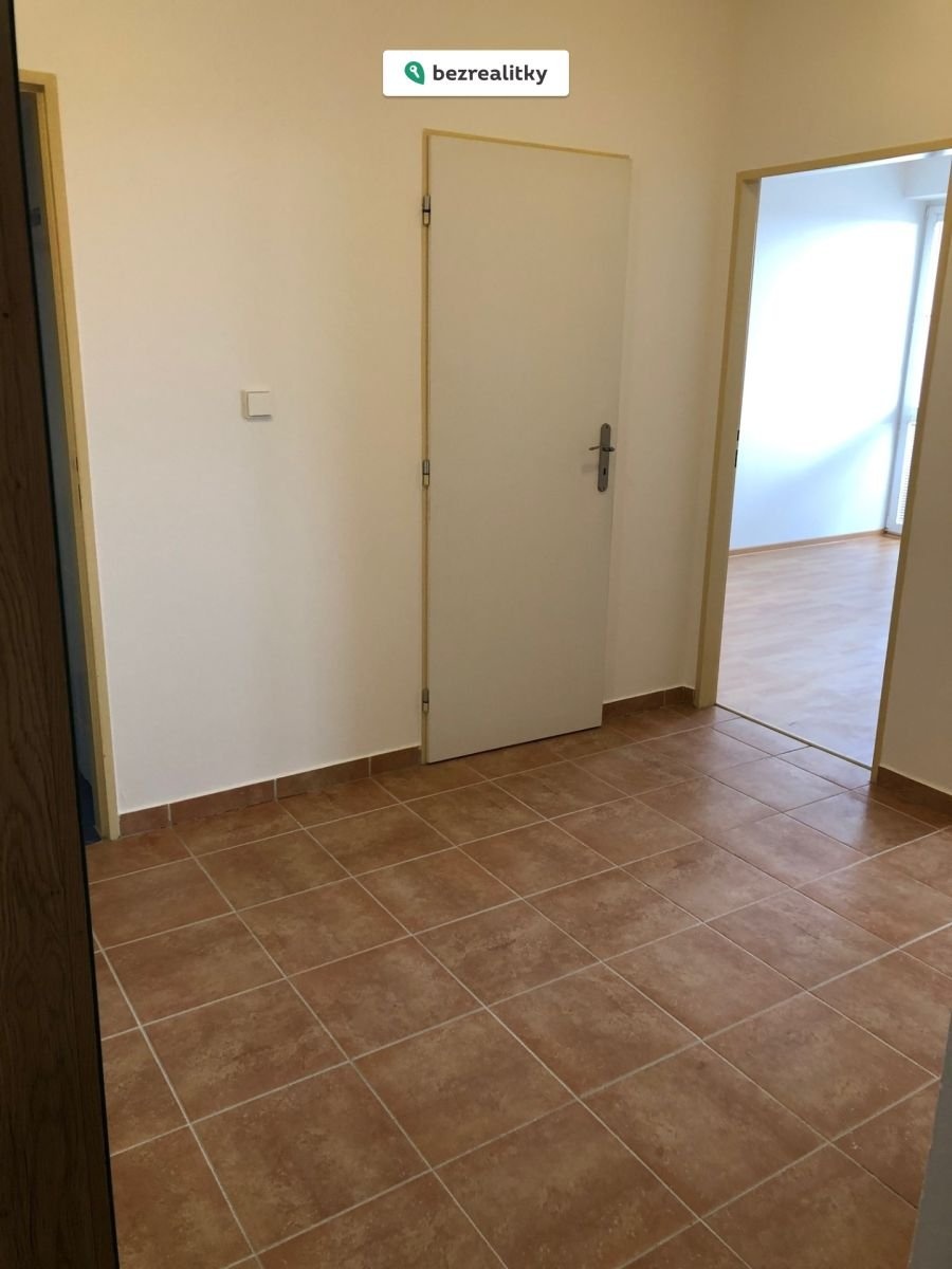 1745489691-iisdfahnnw-img-0266