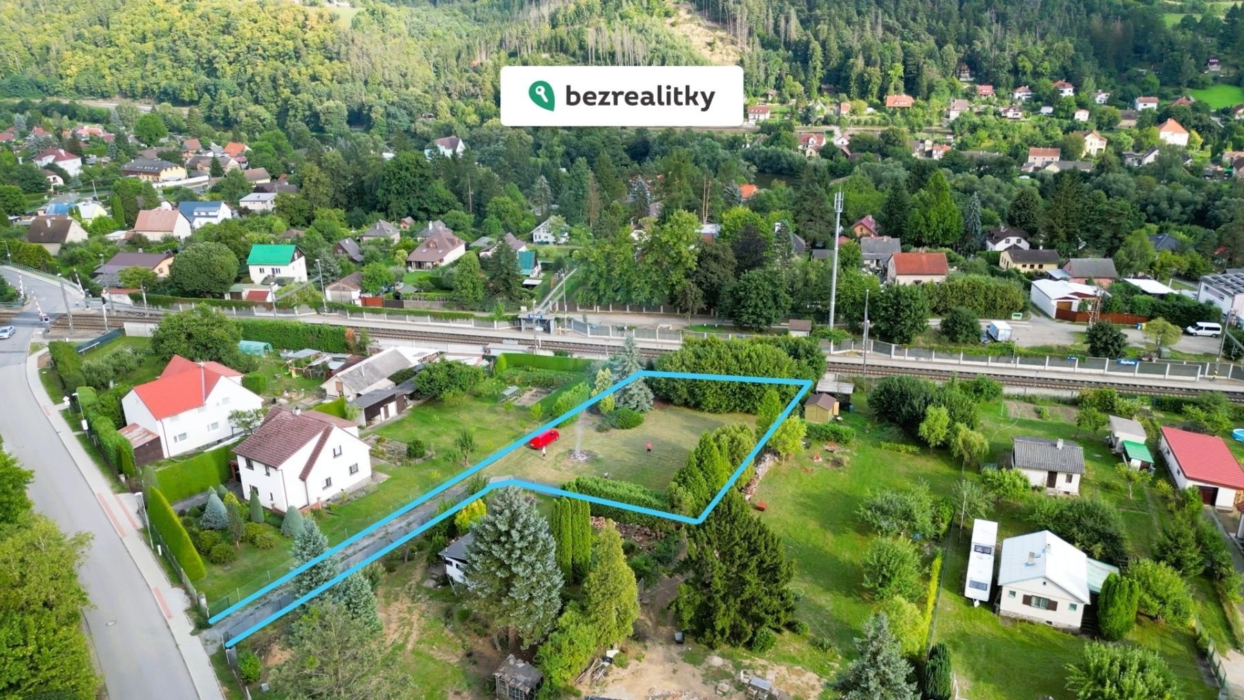 1758474696-pdrrcoujax-bez-n-c3-a1zvu1