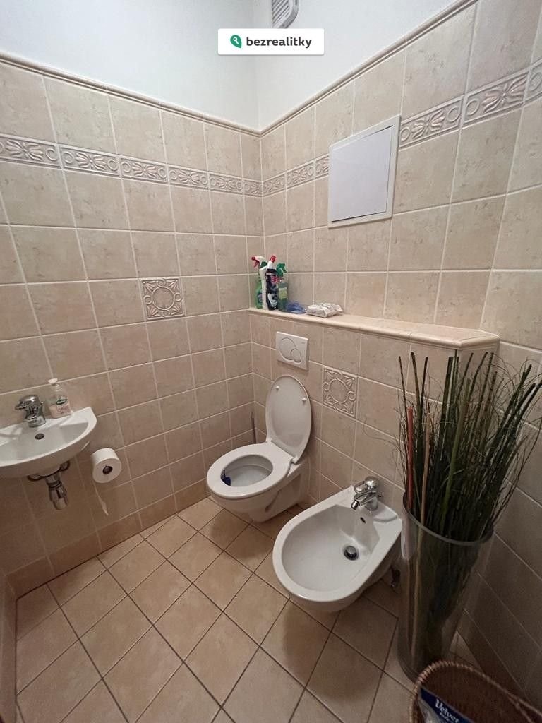 1757362504-bxaoctbdlv-wc-2