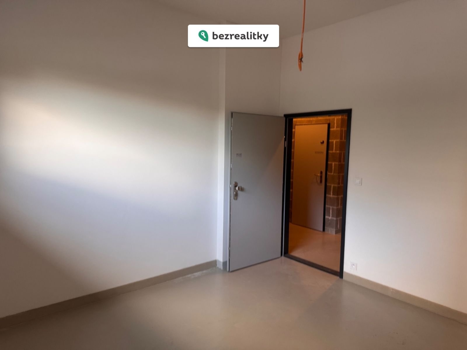 1770968184-azxakunovw-tempimagermcp0i