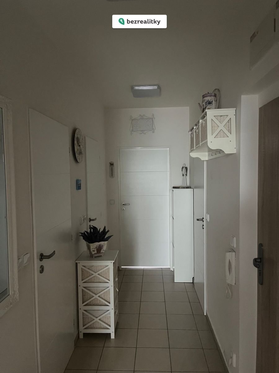 1749300005-vlwvedwkft-img-6127