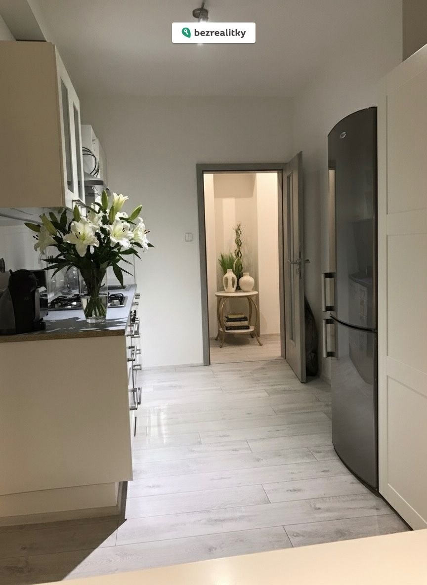 1761376678-yqwcgftokp-img-1311