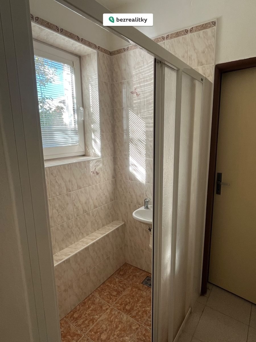 1761492653-ygbavohcdf-img-0518