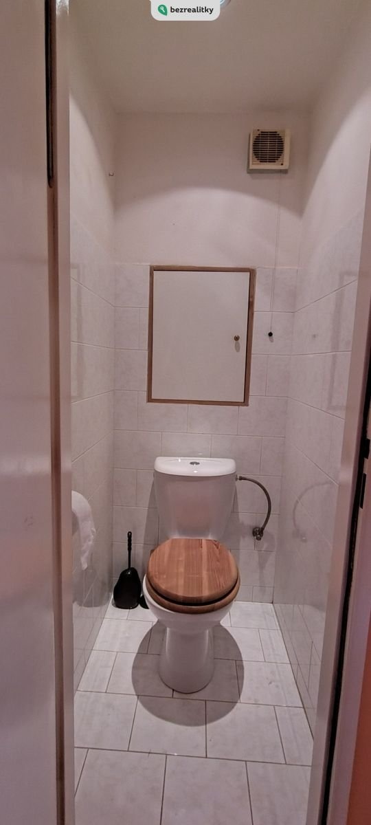 1745507200-cksvrstdov-wc