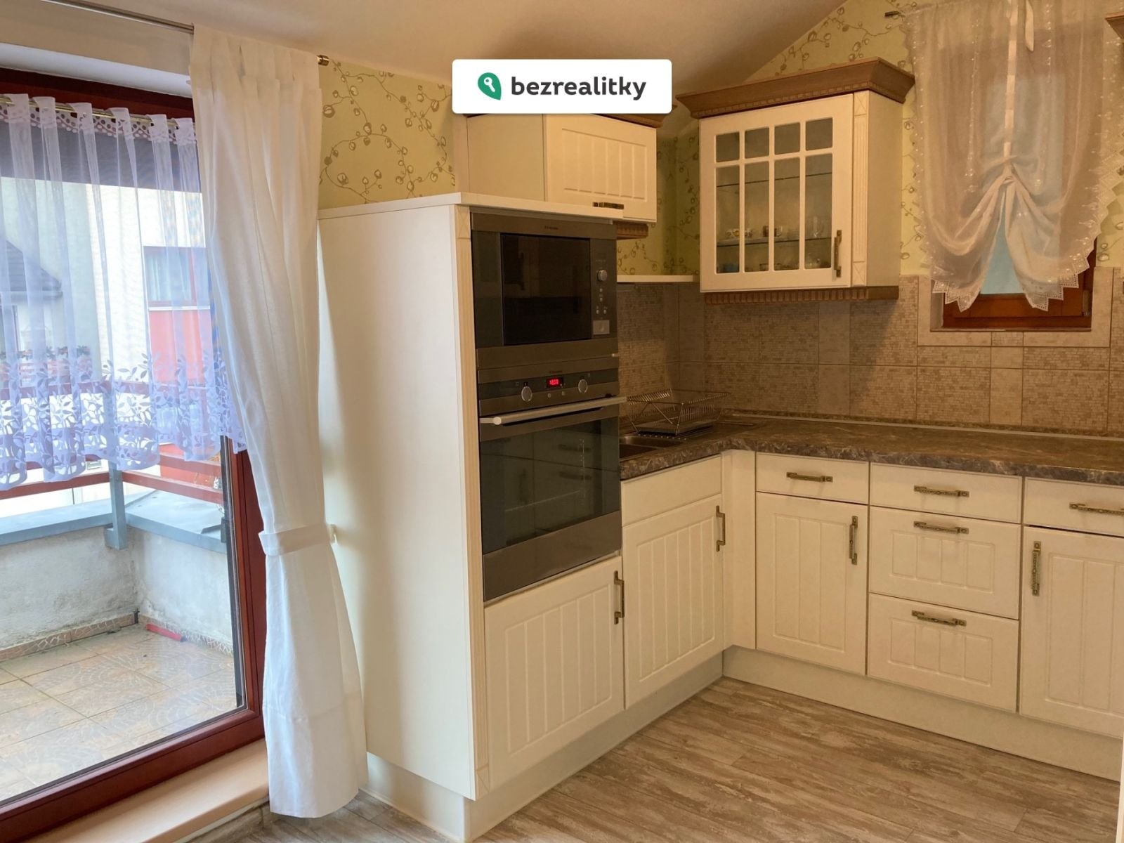 1761470938-ynfkfesqzb-img-0693