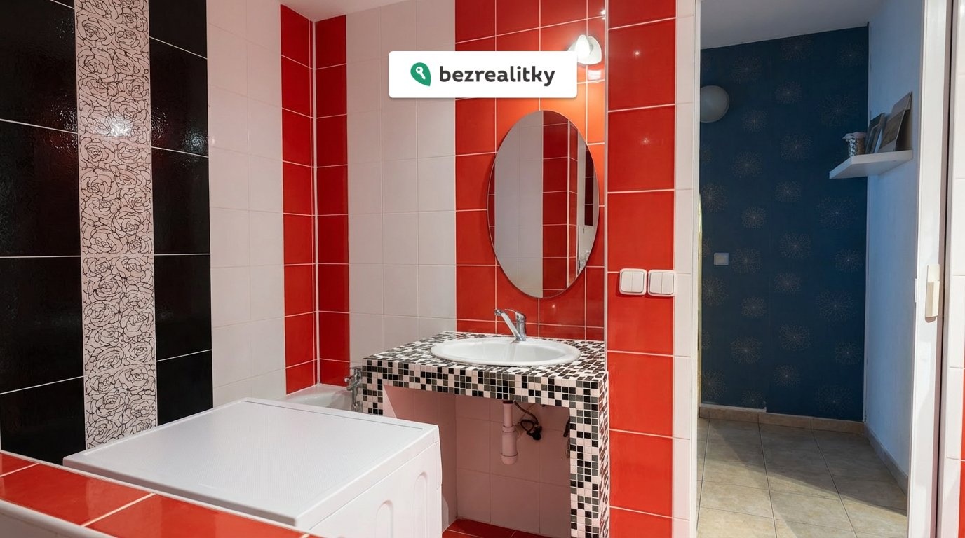 1769859923-pmbcezzhem-hf-20260131-111718-c0c3cd9c-b79a-42b9-8477-1d1b6aa62686