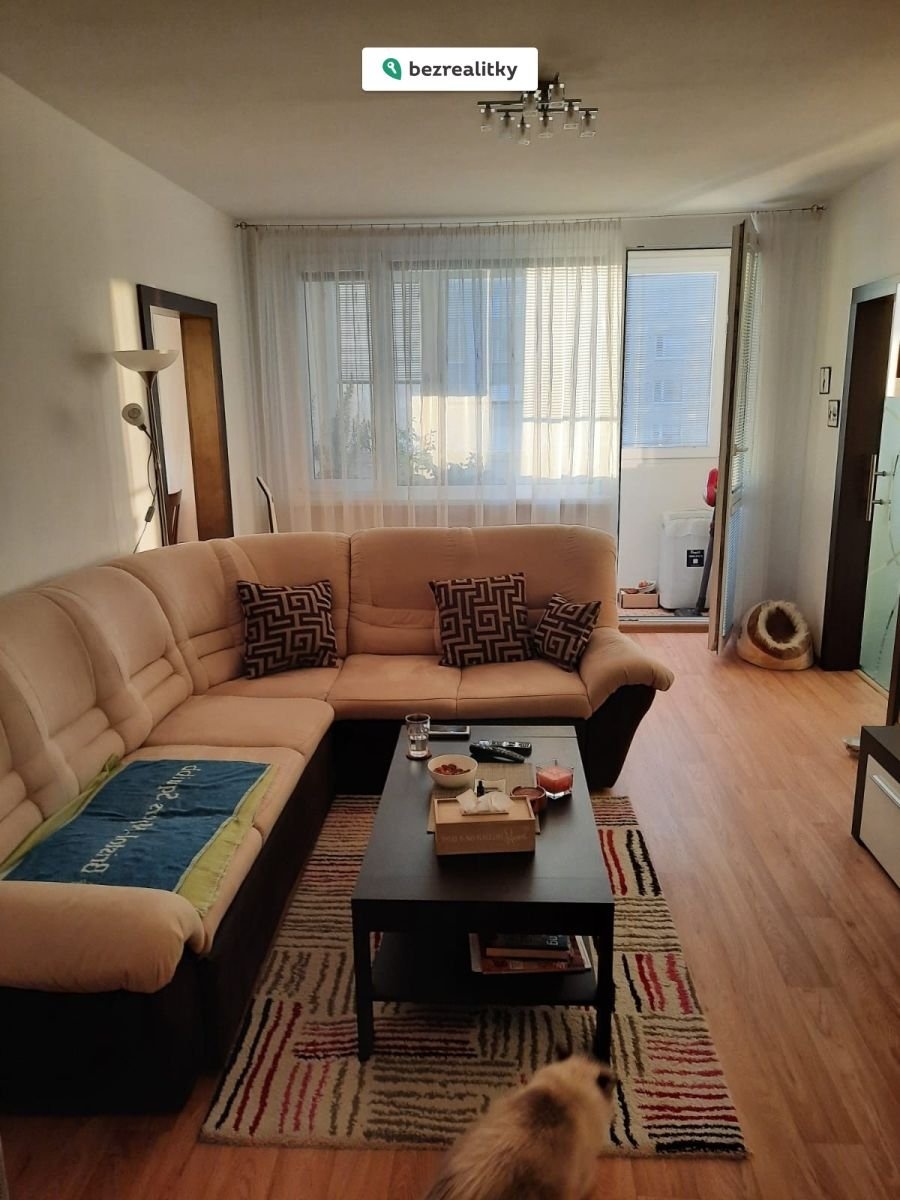 1776102094-bhieymvrfs-1000097476