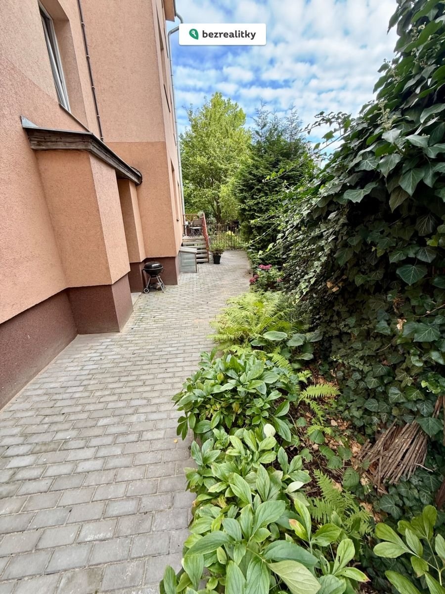 1755630051-yytywaafwk-img-2795