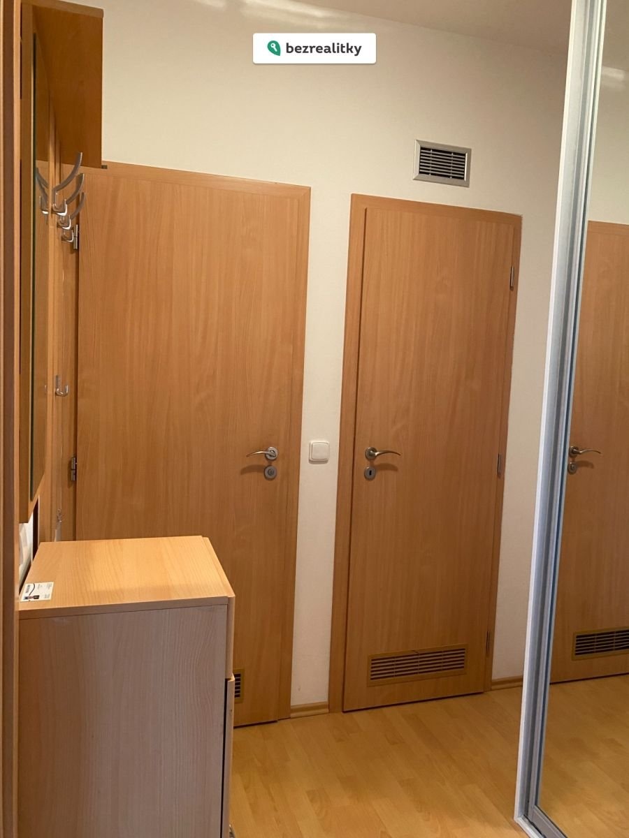 Prodej bytu 3+kk Praha 8 200 000 Kč, foto 14