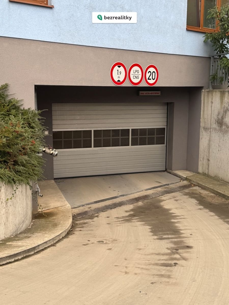 1762681707-klxzjddcyp-img-2168