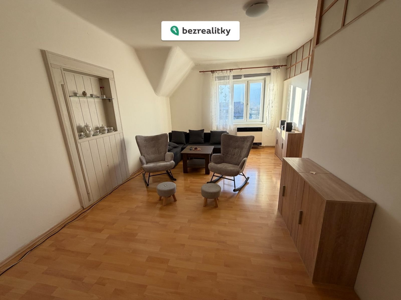 1773563263-ebpfkqvpjt-img-6972