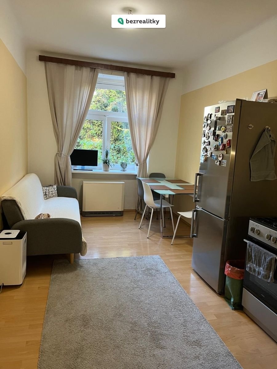 1763456344-uuunihnhsj-kuchyn-c4-9b-1