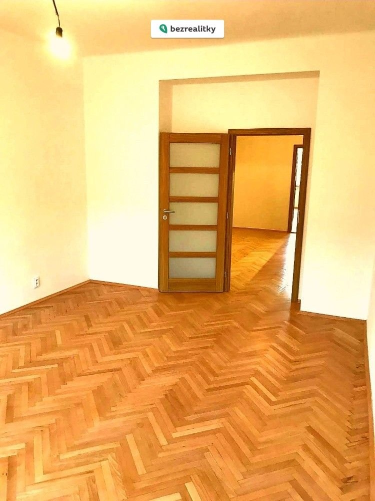 1761918407-auvmgwtizt-brevnov-pokoj-2