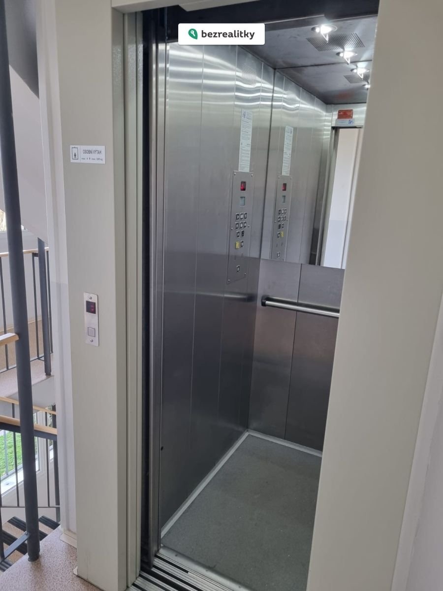 1775462712-hhpzocrioq-c5-a0luknovsk-c3-a1-v-c3-bdt