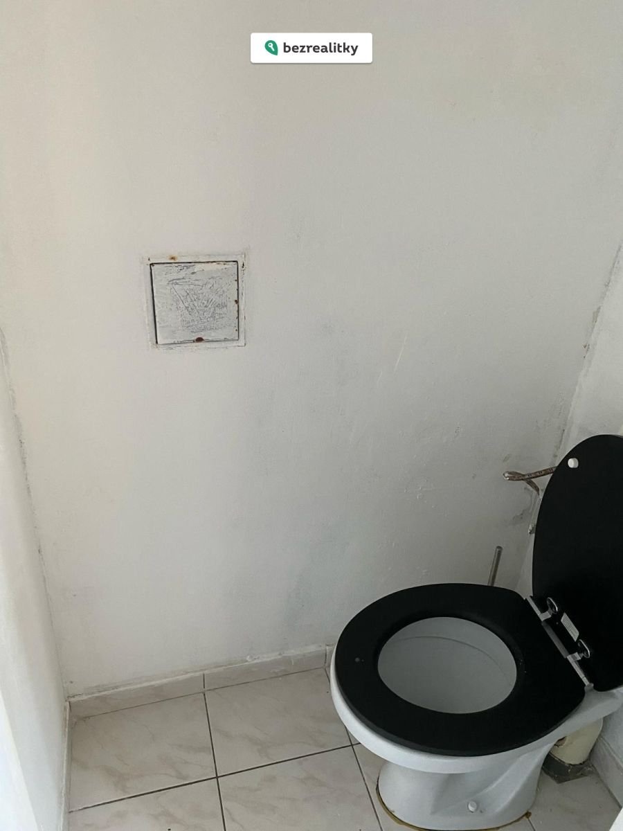 1772019060-sxwxjzzuhe-photo-2024-03-17-15-30-59-8