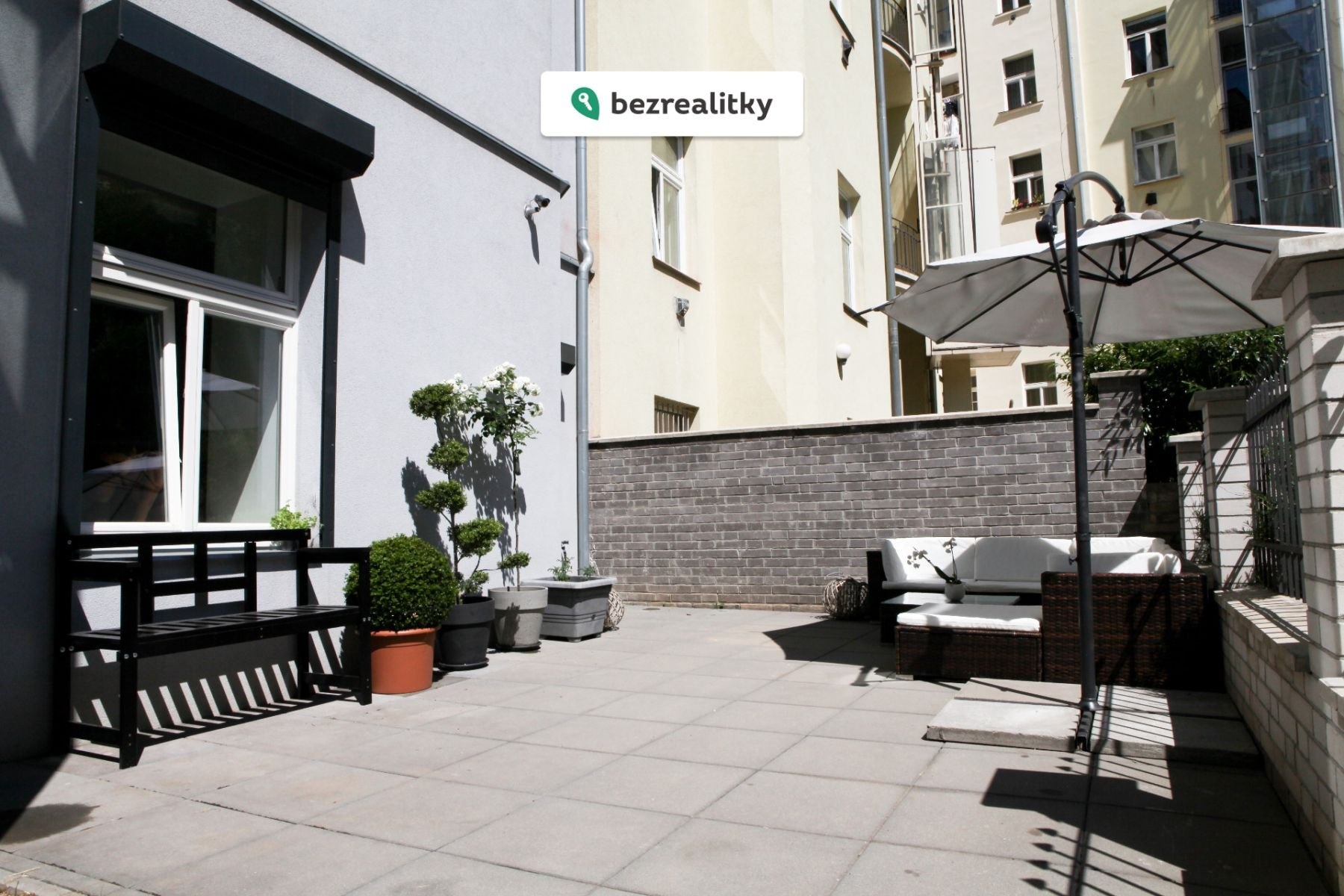 1767949646-mmnfndvouv-garden-studio-2017-32