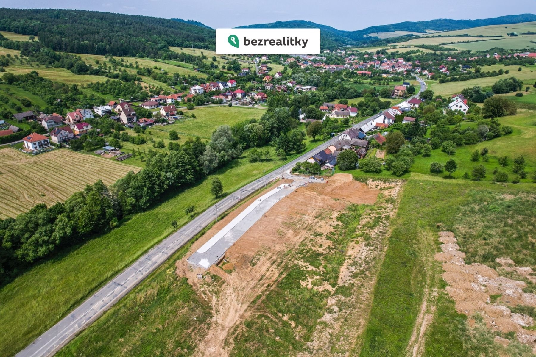 1751615714-wtnxsaldtk-4-pohled-na-ludkovice