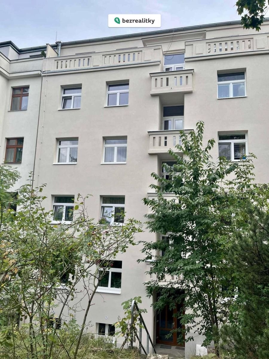 1758653086-bccnnqfdaz-7