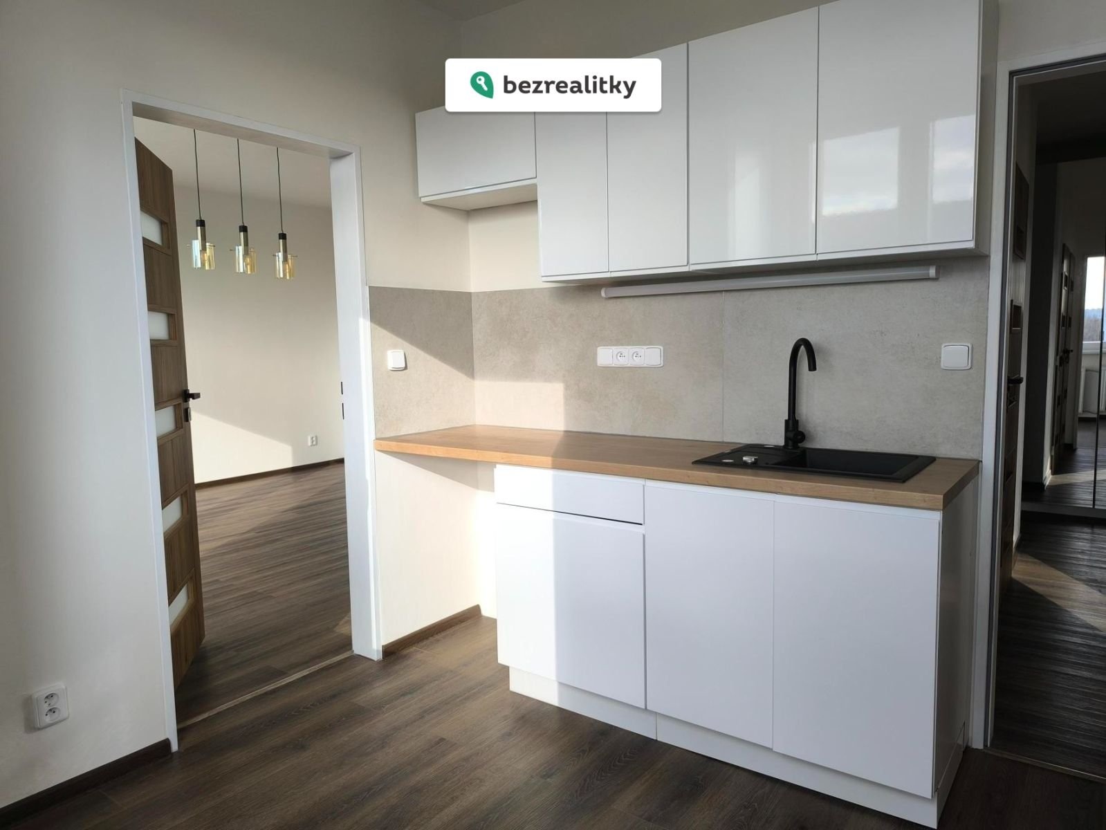 1776195010-bkfgjpvitv-m-c3-a9dia-2823-29