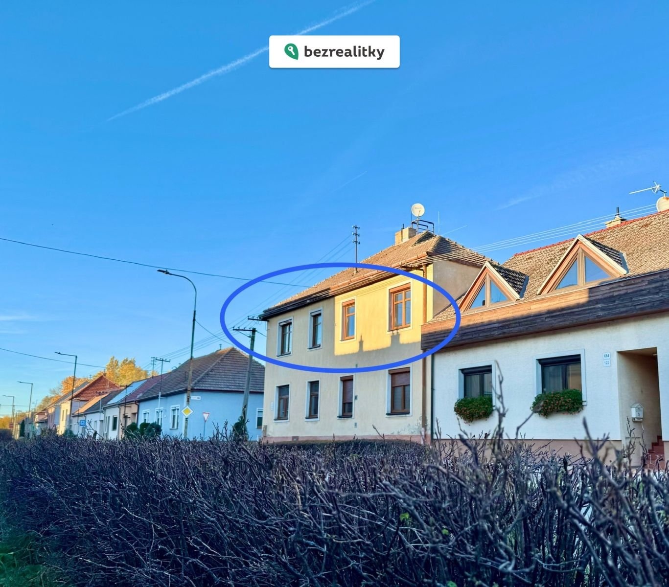 1771523781-yipyaroxyf-pohled-z-ulice