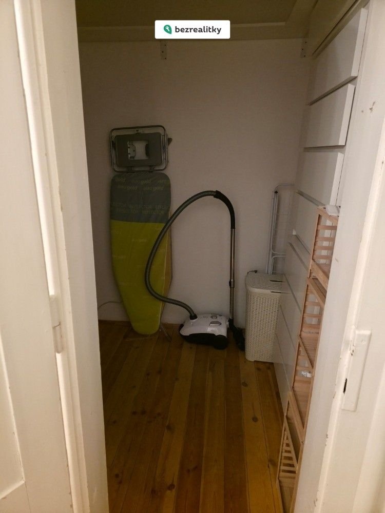 1771413876-vmvvdizisp-20251216-182352