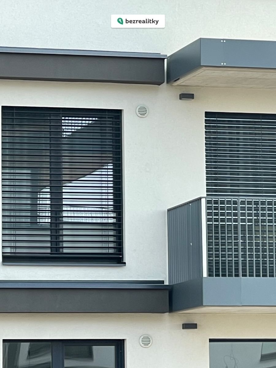 1774797041-ubqltlmvvy-img-5329