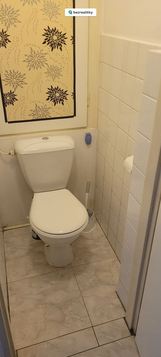 1760191121-gzaaqrqoml-wc