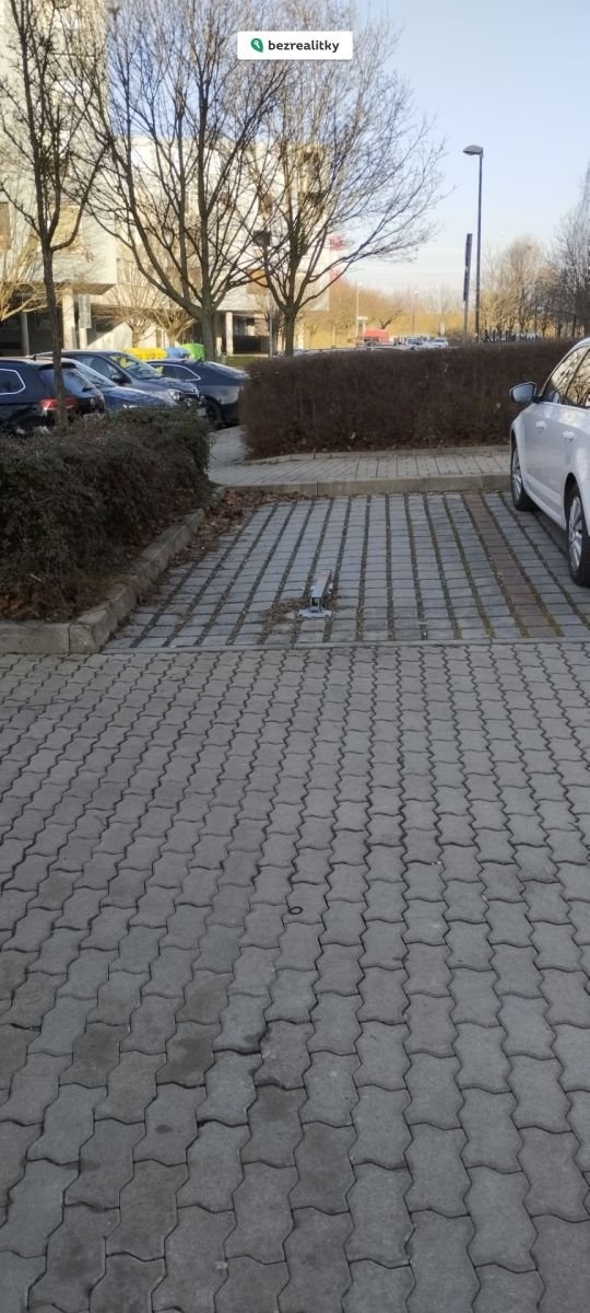 1777256630-ryglmkopld-parkovac-c3-ad-st-c3-a1n-c3-ad-a1