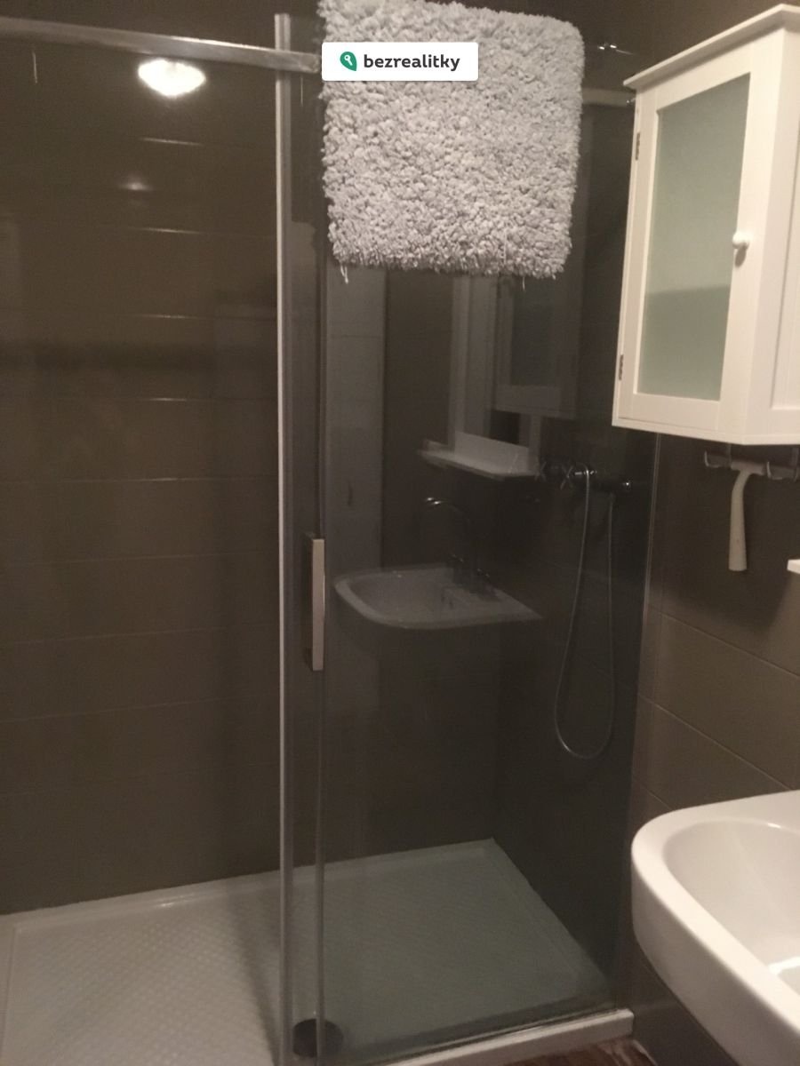 1765030735-pnjvujjnyq-img-2755