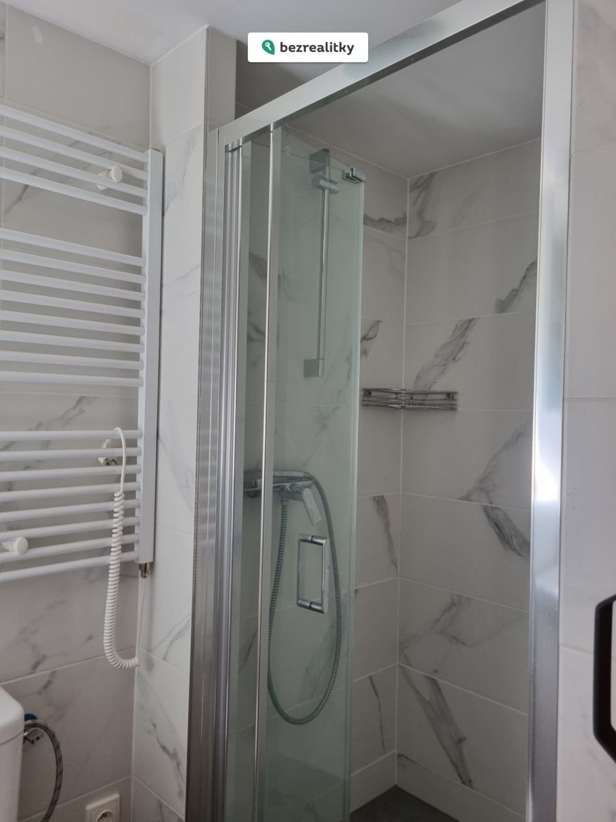 1788870663-lmfncoivxv-sprchov-c3-bd-kout