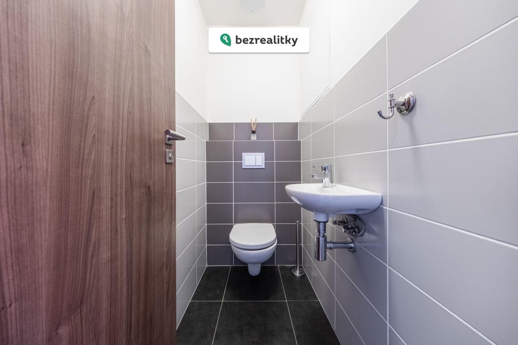 1773010875-rcuzyeadba-dscf9633-hdr