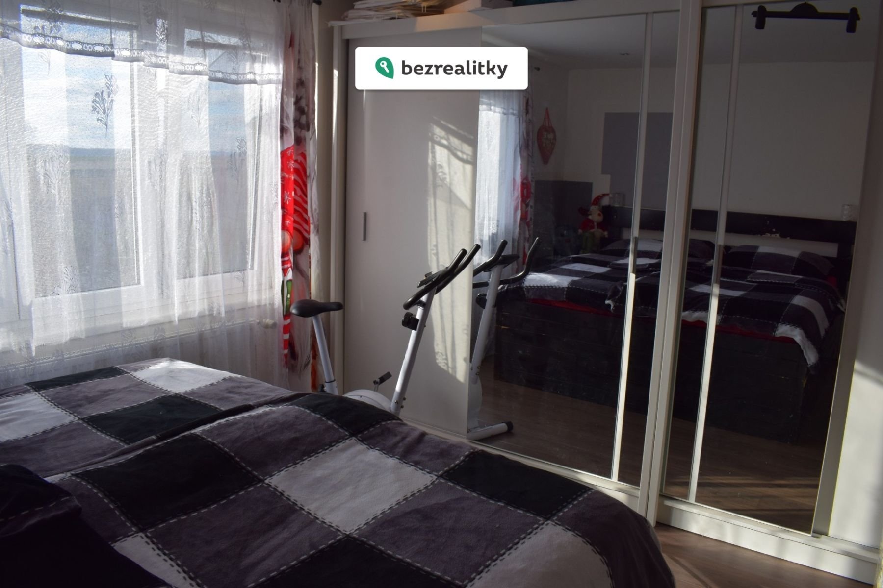 1775296894-glzwzidgat-dsc-0009