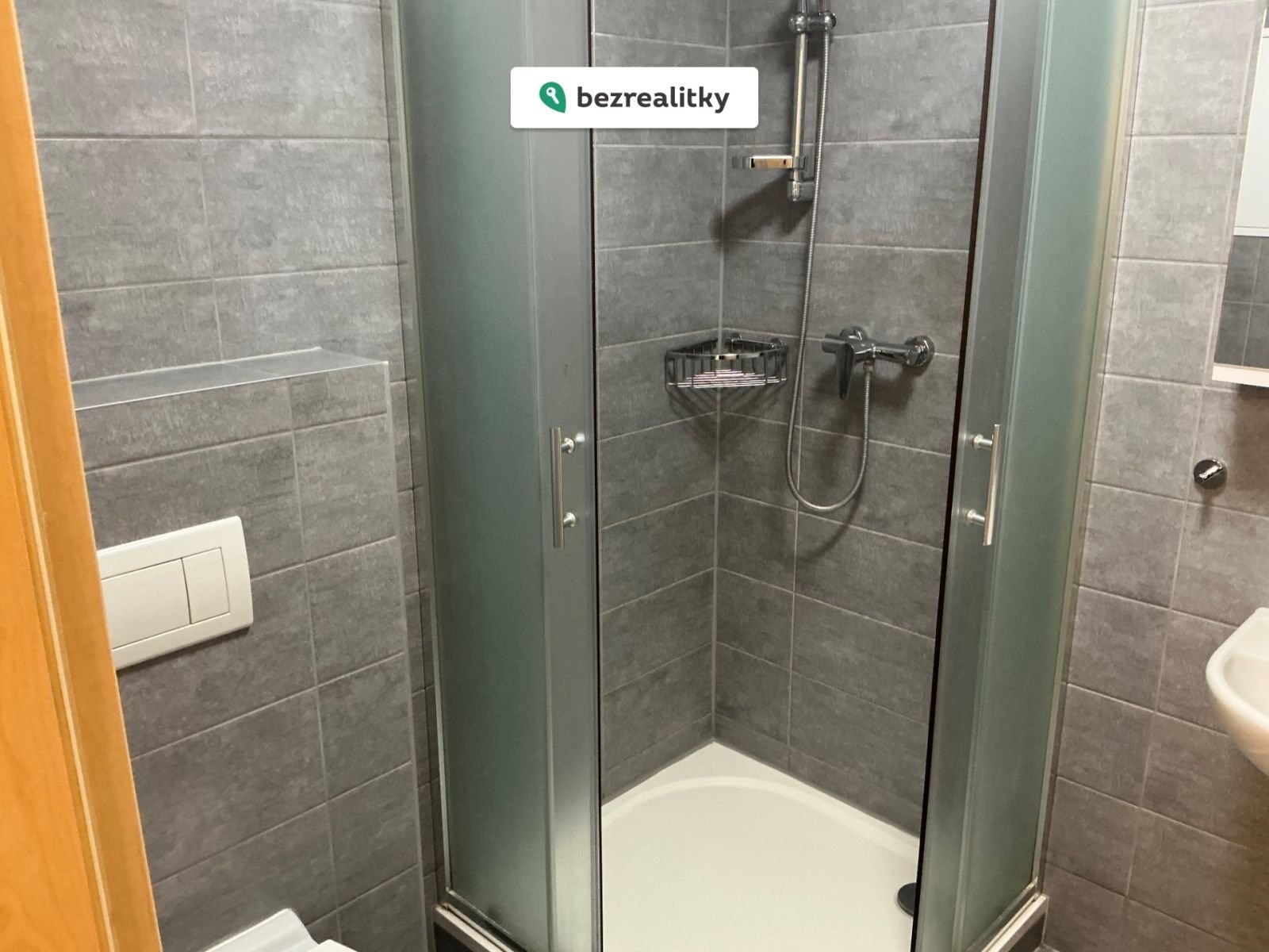 1772398282-svxihbihrd-img-1035