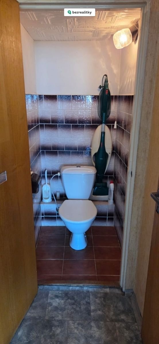 1762248561-yewugskhtq-toaleta